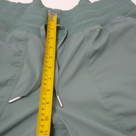 Lululemon Dance Studio Jogger - Picture 7 of 10